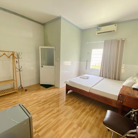 Nha Nghi Y Vy Bed & Breakfast Phu Quoc Exterior foto